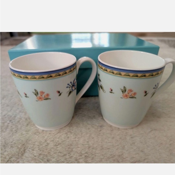 Tiffany & Co. Set of 2 Morning Glory floral bone china mugs NIB - Picture 5 of 8